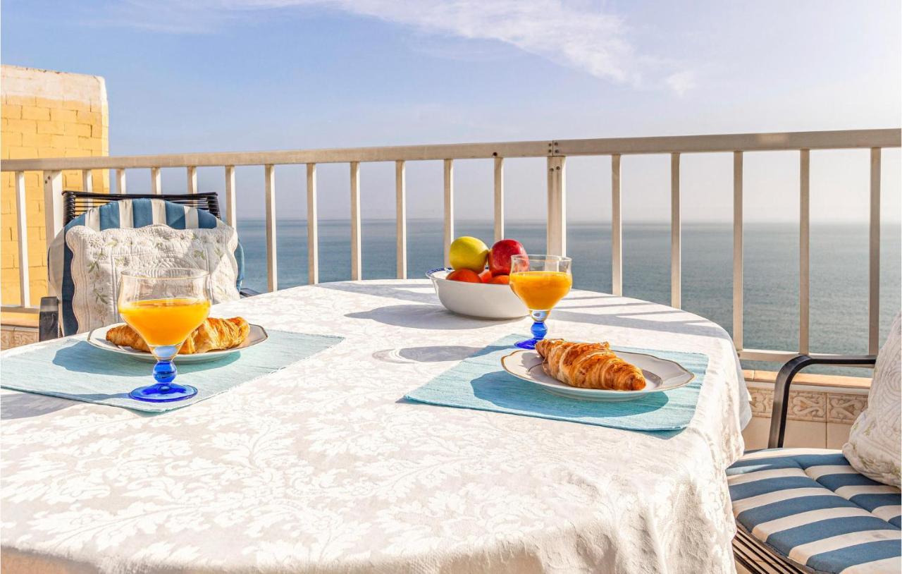 Cozy Apartment In Benalmadena With House Sea View ภายนอก รูปภาพ